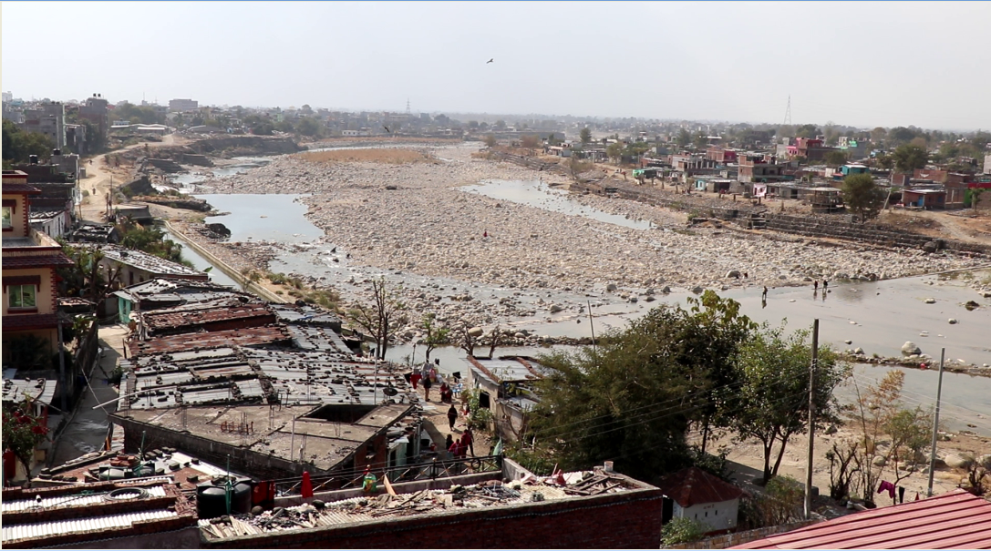 सुकुमबासीका नाममा तिनाउ किनारको निरन्तर अतिक्रमण